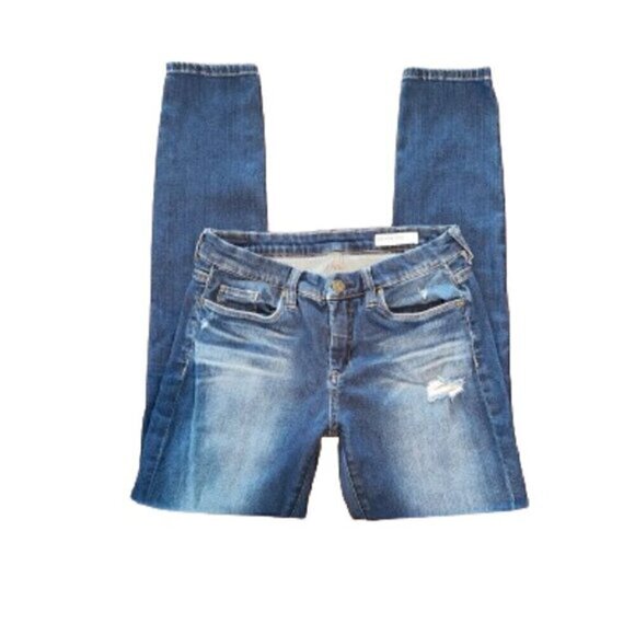 BlankNYC Mid-Rise Distressed Skinny Classique Jeans - Picture 6 of 6